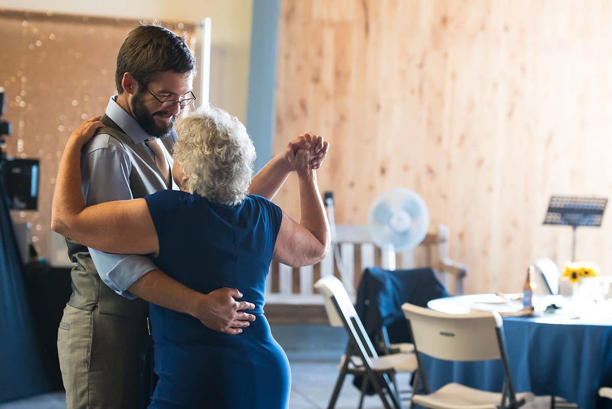 Stephanie & Scott Oregon Wedding Photography
